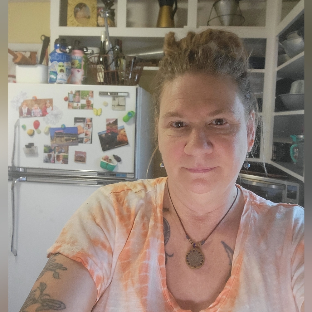 Meet your Posher, Kay